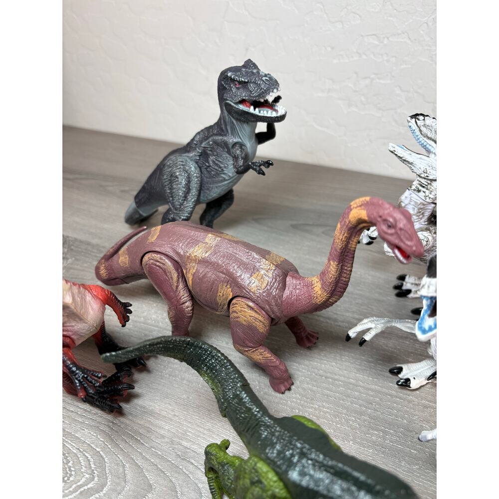 Lot 6 Dinosaur- Articulating Action Figures- 7"- Excellent Pre-Owned Condition - Picture 4 of 5